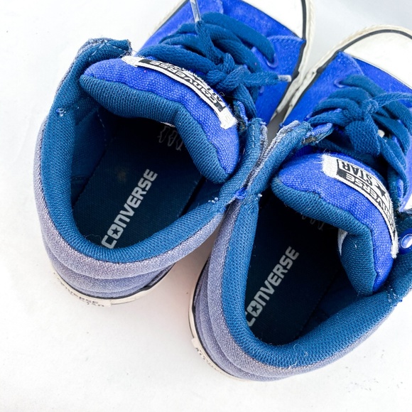 *SOLD* Converse Blue White Casual Kids Sneakers - Picture 5 of 7